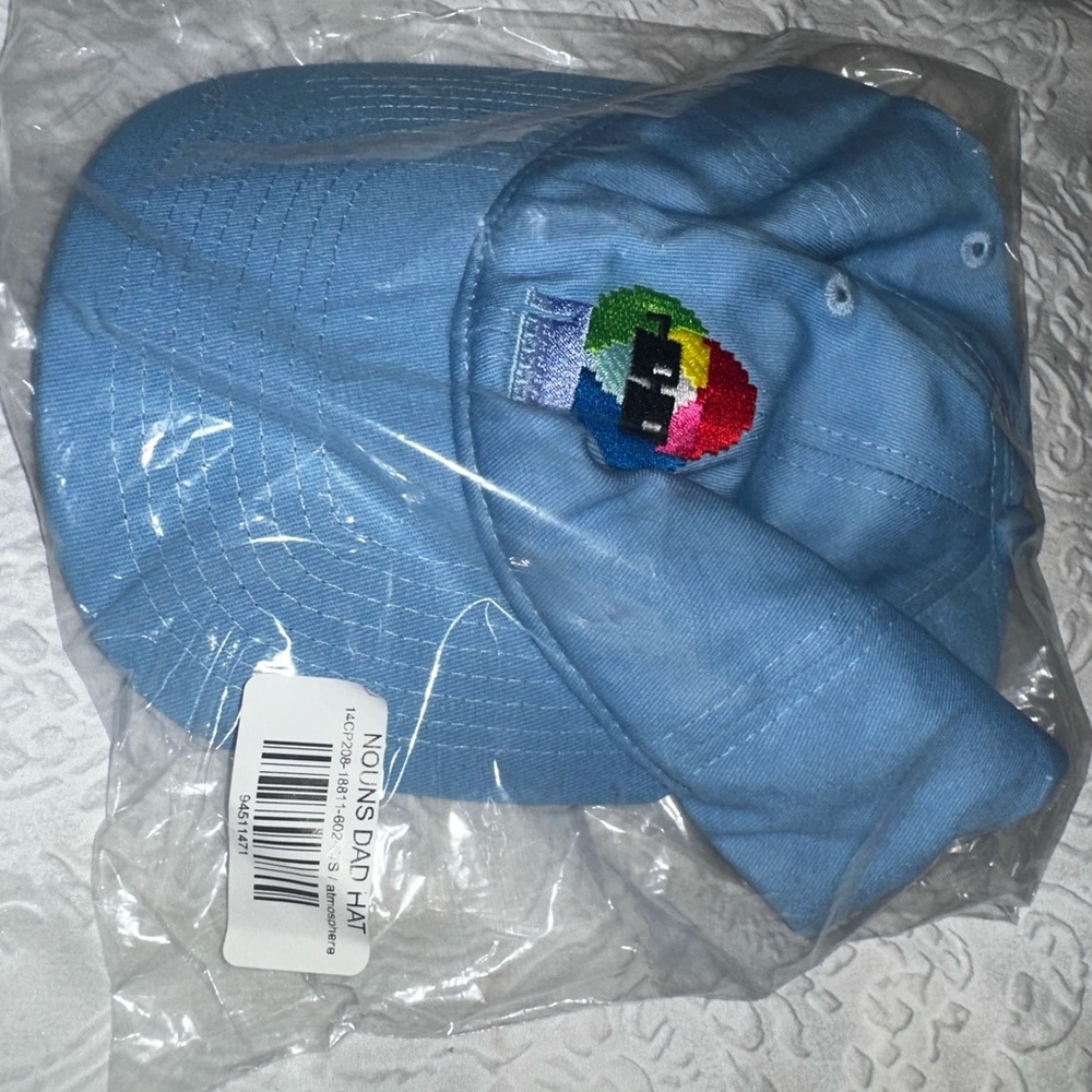 Madhappy Shades Rainbow Embroidered Dads Nouns Hat in Light Blue NWT - Picture 3 of 7